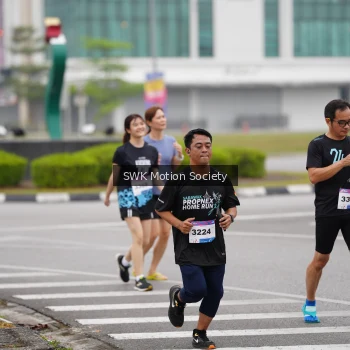 Runner Photo 3569228