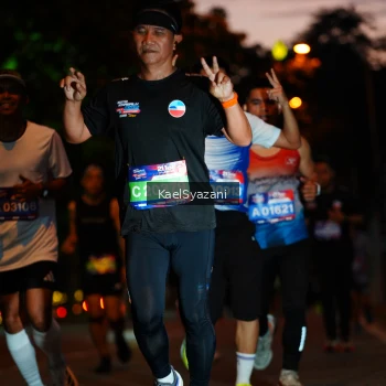 Runner Photo 3569247