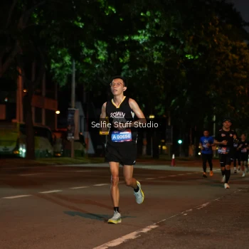 Runner Photo 3569309