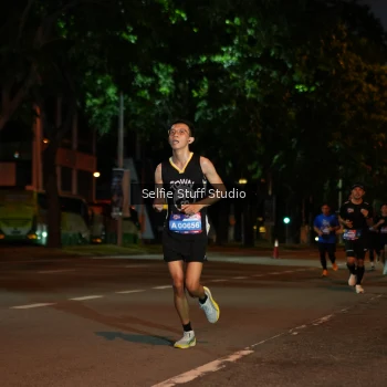 Runner Photo 3569311