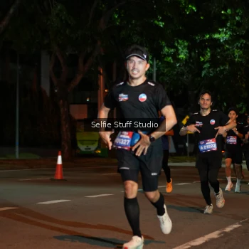 Runner Photo 3569322
