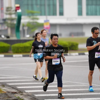 Runner Photo 3569334