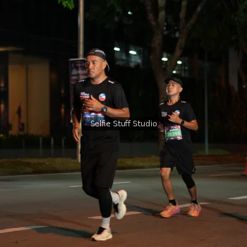 Runner Photo 3569343
