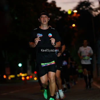 Runner Photo 3569352