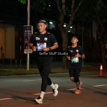 Runner Photo 3569353