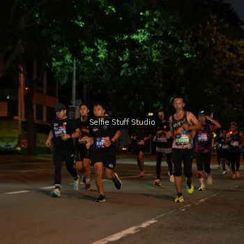 Runner Photo 3569359