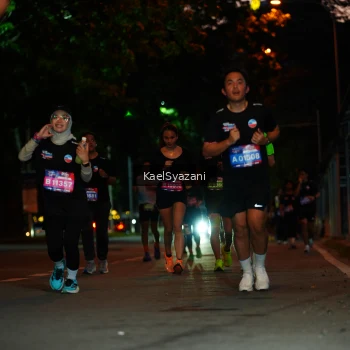 Runner Photo 3569395