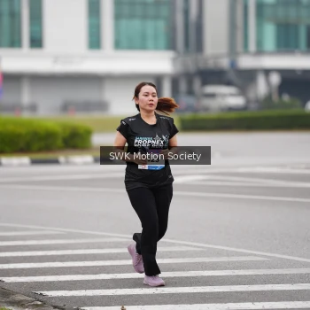 Runner Photo 3569400