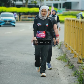 Runner Photo 3569451