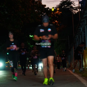 Runner Photo 3569465