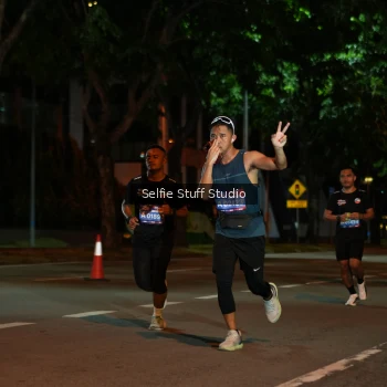 Runner Photo 3569567