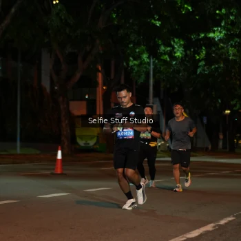 Runner Photo 3569618