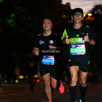 Runner Photo 3569629