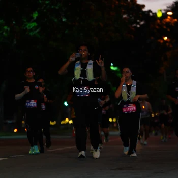 Runner Photo 3569639