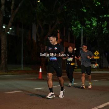 Runner Photo 3569684
