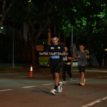 Runner Photo 3569692