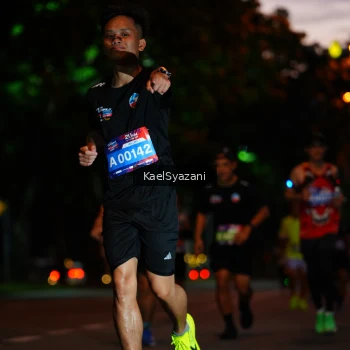 Runner Photo 3569752