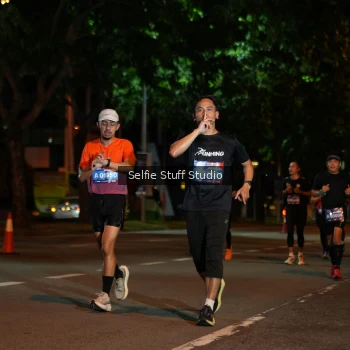 Runner Photo 3569812