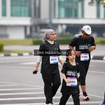 Runner Photo 3569822