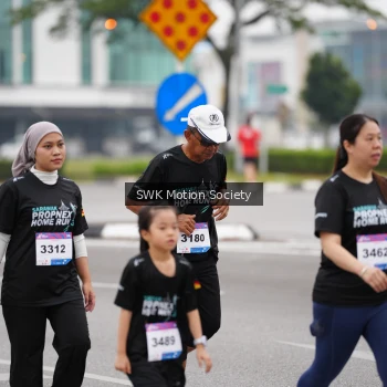 Runner Photo 3569850