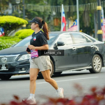 Runner Photo 3569901