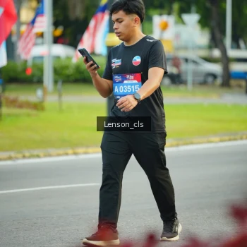 Runner Photo 3569915