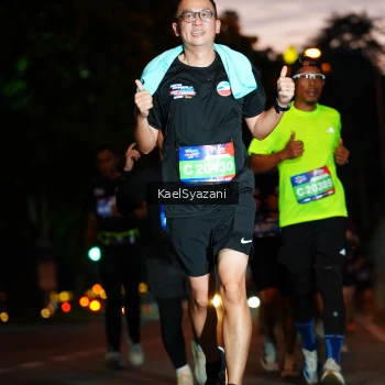 Runner Photo 3570008