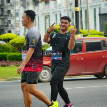 Runner Photo 3570010