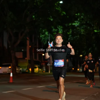 Runner Photo 3570546