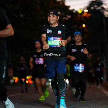 Runner Photo 3570593
