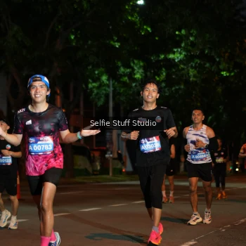 Runner Photo 3570663