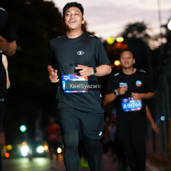 Runner Photo 3570703