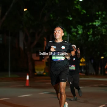 Runner Photo 3570989
