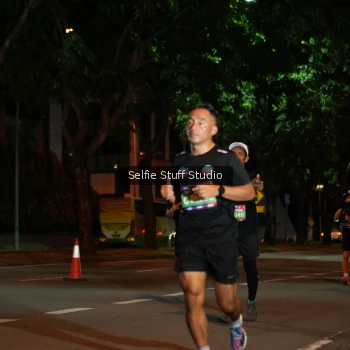 Runner Photo 3570996