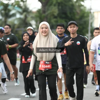 Runner Photo 3571015