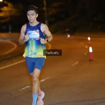 Runner Photo 3571046