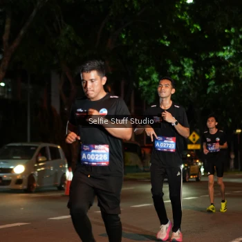 Runner Photo 3571074