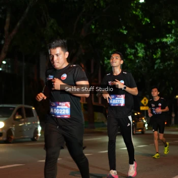 Runner Photo 3571075