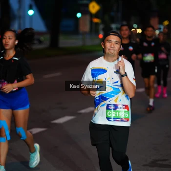 Runner Photo 3571122