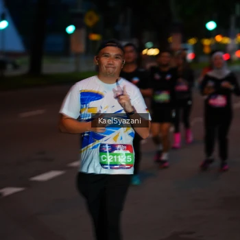 Runner Photo 3571127