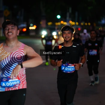 Runner Photo 3571213