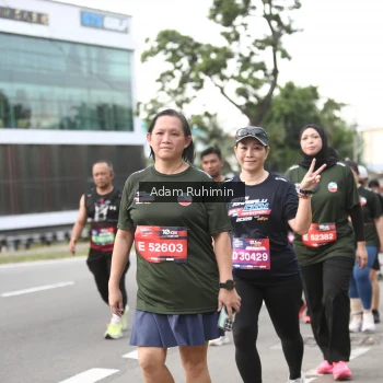 Runner Photo 3571299