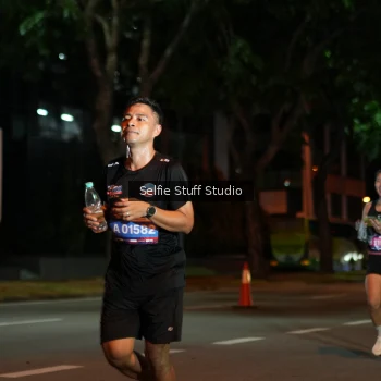 Runner Photo 3571344