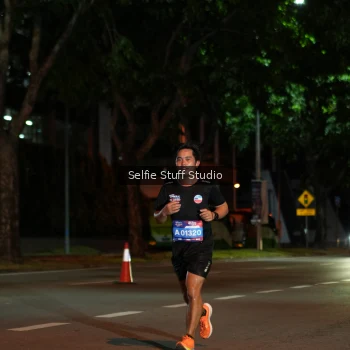 Runner Photo 3571458