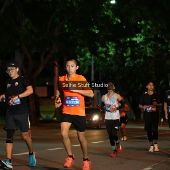 Runner Photo 3571469