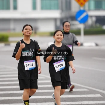 Runner Photo 3571571