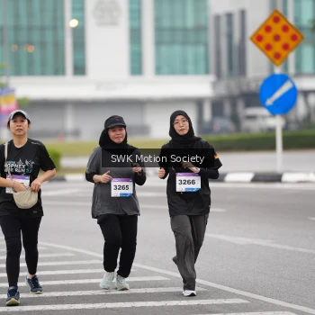 Runner Photo 3571581