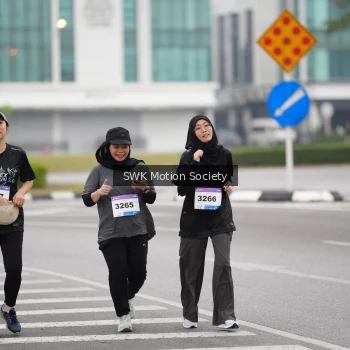 Runner Photo 3571594