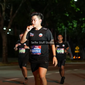 Runner Photo 3571633