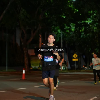 Runner Photo 3571750
